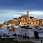 Holiday House With A Parking Space Rovinj - 21994